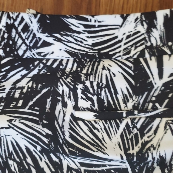 Apt 9 essentials capri pants Size 14 - Picture 7 of 8